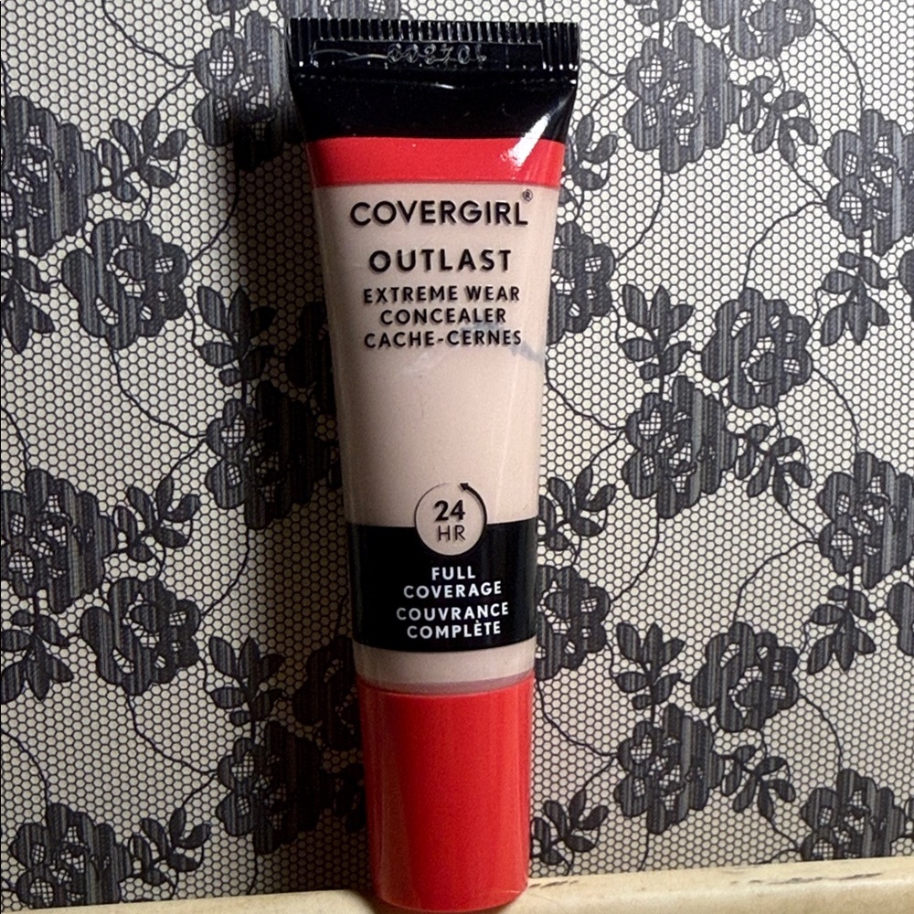 COVERGIRL Outlast Concealer in 800 Fair Ivory